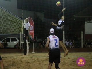 
<a style='margin-left: 5px;' class='btn btn-xs btn-social btn-facebook' href='https://www.facebook.com/sharer/sharer.php?u=https://boladovale.com.br/imgs/800-800-90/conteudo/fotos/1524/img9607.jpg' rel='popup' data-width='500' data-height='400'><i class='fa fa-facebook'></i>Compartilhar <span class='hidden-xs'>no Facebook</span>
</a> 
<a class='btn btn-default btn-xs' target='_blank' href='imgs/800-800-90/conteudo/fotos/1524/img9607.jpg'>
<span class='glyphicon glyphicon-cloud-download'></span> Salvar
</a> 
<span></span>