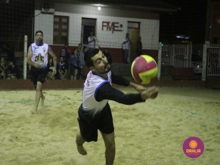 
<a style='margin-left: 5px;' class='btn btn-xs btn-social btn-facebook' href='https://www.facebook.com/sharer/sharer.php?u=https://boladovale.com.br/imgs/800-800-90/conteudo/fotos/1524/img9610.jpg' rel='popup' data-width='500' data-height='400'><i class='fa fa-facebook'></i>Compartilhar <span class='hidden-xs'>no Facebook</span>
</a> 
<a class='btn btn-default btn-xs' target='_blank' href='imgs/800-800-90/conteudo/fotos/1524/img9610.jpg'>
<span class='glyphicon glyphicon-cloud-download'></span> Salvar
</a> 
<span></span>