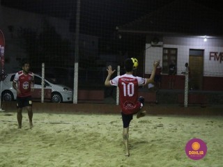 
<a style='margin-left: 5px;' class='btn btn-xs btn-social btn-facebook' href='https://www.facebook.com/sharer/sharer.php?u=https://boladovale.com.br/imgs/800-800-90/conteudo/fotos/1525/img9699.jpg' rel='popup' data-width='500' data-height='400'><i class='fa fa-facebook'></i>Compartilhar <span class='hidden-xs'>no Facebook</span>
</a> 
<a class='btn btn-default btn-xs' target='_blank' href='imgs/800-800-90/conteudo/fotos/1525/img9699.jpg'>
<span class='glyphicon glyphicon-cloud-download'></span> Salvar
</a> 
<span></span>