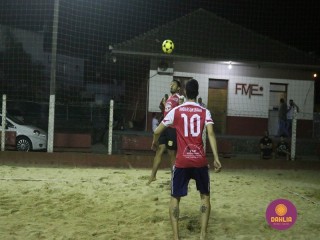 
<a style='margin-left: 5px;' class='btn btn-xs btn-social btn-facebook' href='https://www.facebook.com/sharer/sharer.php?u=https://boladovale.com.br/imgs/800-800-90/conteudo/fotos/1525/img9701.jpg' rel='popup' data-width='500' data-height='400'><i class='fa fa-facebook'></i>Compartilhar <span class='hidden-xs'>no Facebook</span>
</a> 
<a class='btn btn-default btn-xs' target='_blank' href='imgs/800-800-90/conteudo/fotos/1525/img9701.jpg'>
<span class='glyphicon glyphicon-cloud-download'></span> Salvar
</a> 
<span></span>