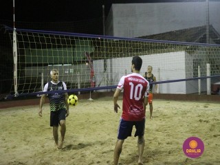 
<a style='margin-left: 5px;' class='btn btn-xs btn-social btn-facebook' href='https://www.facebook.com/sharer/sharer.php?u=https://boladovale.com.br/imgs/800-800-90/conteudo/fotos/1525/img9704.jpg' rel='popup' data-width='500' data-height='400'><i class='fa fa-facebook'></i>Compartilhar <span class='hidden-xs'>no Facebook</span>
</a> 
<a class='btn btn-default btn-xs' target='_blank' href='imgs/800-800-90/conteudo/fotos/1525/img9704.jpg'>
<span class='glyphicon glyphicon-cloud-download'></span> Salvar
</a> 
<span></span>