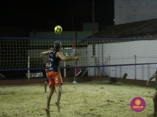 
<a style='margin-left: 5px;' class='btn btn-xs btn-social btn-facebook' href='https://www.facebook.com/sharer/sharer.php?u=https://boladovale.com.br/imgs/800-800-90/conteudo/fotos/1525/img9719.jpg' rel='popup' data-width='500' data-height='400'><i class='fa fa-facebook'></i>Compartilhar <span class='hidden-xs'>no Facebook</span>
</a> 
<a class='btn btn-default btn-xs' target='_blank' href='imgs/800-800-90/conteudo/fotos/1525/img9719.jpg'>
<span class='glyphicon glyphicon-cloud-download'></span> Salvar
</a> 
<span></span>