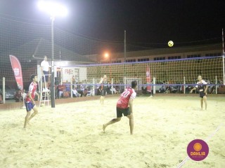 
<a style='margin-left: 5px;' class='btn btn-xs btn-social btn-facebook' href='https://www.facebook.com/sharer/sharer.php?u=https://boladovale.com.br/imgs/800-800-90/conteudo/fotos/1527/img9851.jpg' rel='popup' data-width='500' data-height='400'><i class='fa fa-facebook'></i>Compartilhar <span class='hidden-xs'>no Facebook</span>
</a> 
<a class='btn btn-default btn-xs' target='_blank' href='imgs/800-800-90/conteudo/fotos/1527/img9851.jpg'>
<span class='glyphicon glyphicon-cloud-download'></span> Salvar
</a> 
<span></span>