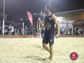 
<a style='margin-left: 5px;' class='btn btn-xs btn-social btn-facebook' href='https://www.facebook.com/sharer/sharer.php?u=https://boladovale.com.br/imgs/800-800-90/conteudo/fotos/1529/img0112.jpg' rel='popup' data-width='500' data-height='400'><i class='fa fa-facebook'></i>Compartilhar <span class='hidden-xs'>no Facebook</span>
</a> 
<a class='btn btn-default btn-xs' target='_blank' href='imgs/800-800-90/conteudo/fotos/1529/img0112.jpg'>
<span class='glyphicon glyphicon-cloud-download'></span> Salvar
</a> 
<span></span>