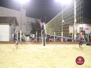 
<a style='margin-left: 5px;' class='btn btn-xs btn-social btn-facebook' href='https://www.facebook.com/sharer/sharer.php?u=https://boladovale.com.br/imgs/800-800-90/conteudo/fotos/1529/img0129.jpg' rel='popup' data-width='500' data-height='400'><i class='fa fa-facebook'></i>Compartilhar <span class='hidden-xs'>no Facebook</span>
</a> 
<a class='btn btn-default btn-xs' target='_blank' href='imgs/800-800-90/conteudo/fotos/1529/img0129.jpg'>
<span class='glyphicon glyphicon-cloud-download'></span> Salvar
</a> 
<span></span>