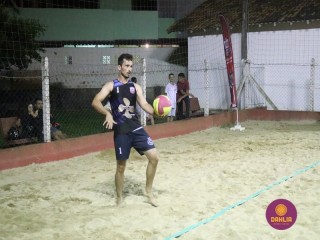 
<a style='margin-left: 5px;' class='btn btn-xs btn-social btn-facebook' href='https://www.facebook.com/sharer/sharer.php?u=https://boladovale.com.br/imgs/800-800-90/conteudo/fotos/1529/img0130.jpg' rel='popup' data-width='500' data-height='400'><i class='fa fa-facebook'></i>Compartilhar <span class='hidden-xs'>no Facebook</span>
</a> 
<a class='btn btn-default btn-xs' target='_blank' href='imgs/800-800-90/conteudo/fotos/1529/img0130.jpg'>
<span class='glyphicon glyphicon-cloud-download'></span> Salvar
</a> 
<span></span>