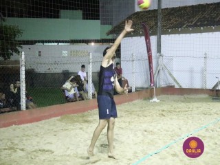 
<a style='margin-left: 5px;' class='btn btn-xs btn-social btn-facebook' href='https://www.facebook.com/sharer/sharer.php?u=https://boladovale.com.br/imgs/800-800-90/conteudo/fotos/1529/img0135.jpg' rel='popup' data-width='500' data-height='400'><i class='fa fa-facebook'></i>Compartilhar <span class='hidden-xs'>no Facebook</span>
</a> 
<a class='btn btn-default btn-xs' target='_blank' href='imgs/800-800-90/conteudo/fotos/1529/img0135.jpg'>
<span class='glyphicon glyphicon-cloud-download'></span> Salvar
</a> 
<span></span>