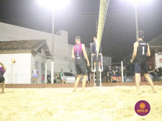
<a style='margin-left: 5px;' class='btn btn-xs btn-social btn-facebook' href='https://www.facebook.com/sharer/sharer.php?u=https://boladovale.com.br/imgs/800-800-90/conteudo/fotos/1529/img0180.jpg' rel='popup' data-width='500' data-height='400'><i class='fa fa-facebook'></i>Compartilhar <span class='hidden-xs'>no Facebook</span>
</a> 
<a class='btn btn-default btn-xs' target='_blank' href='imgs/800-800-90/conteudo/fotos/1529/img0180.jpg'>
<span class='glyphicon glyphicon-cloud-download'></span> Salvar
</a> 
<span></span>