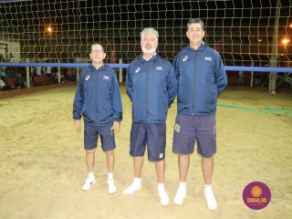 
<a style='margin-left: 5px;' class='btn btn-xs btn-social btn-facebook' href='https://www.facebook.com/sharer/sharer.php?u=https://boladovale.com.br/imgs/800-800-90/conteudo/fotos/1529/img0216.jpg' rel='popup' data-width='500' data-height='400'><i class='fa fa-facebook'></i>Compartilhar <span class='hidden-xs'>no Facebook</span>
</a> 
<a class='btn btn-default btn-xs' target='_blank' href='imgs/800-800-90/conteudo/fotos/1529/img0216.jpg'>
<span class='glyphicon glyphicon-cloud-download'></span> Salvar
</a> 
<span></span>