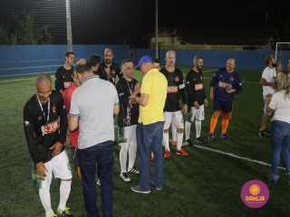 
<a style='margin-left: 5px;' class='btn btn-xs btn-social btn-facebook' href='https://www.facebook.com/sharer/sharer.php?u=https://boladovale.com.br/imgs/800-800-90/conteudo/fotos/1532/img1201.jpg' rel='popup' data-width='500' data-height='400'><i class='fa fa-facebook'></i>Compartilhar <span class='hidden-xs'>no Facebook</span>
</a> 
<a class='btn btn-default btn-xs' target='_blank' href='imgs/800-800-90/conteudo/fotos/1532/img1201.jpg'>
<span class='glyphicon glyphicon-cloud-download'></span> Salvar
</a> 
<span></span>