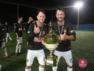 
<a style='margin-left: 5px;' class='btn btn-xs btn-social btn-facebook' href='https://www.facebook.com/sharer/sharer.php?u=https://boladovale.com.br/imgs/800-800-90/conteudo/fotos/1532/img1237.jpg' rel='popup' data-width='500' data-height='400'><i class='fa fa-facebook'></i>Compartilhar <span class='hidden-xs'>no Facebook</span>
</a> 
<a class='btn btn-default btn-xs' target='_blank' href='imgs/800-800-90/conteudo/fotos/1532/img1237.jpg'>
<span class='glyphicon glyphicon-cloud-download'></span> Salvar
</a> 
<span></span>