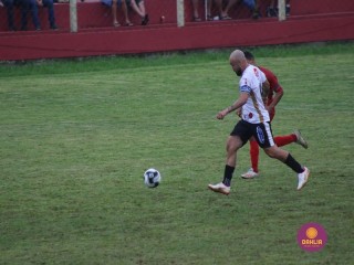 
<a style='margin-left: 5px;' class='btn btn-xs btn-social btn-facebook' href='https://www.facebook.com/sharer/sharer.php?u=https://boladovale.com.br/imgs/800-800-90/conteudo/fotos/1538/img8230.jpg' rel='popup' data-width='500' data-height='400'><i class='fa fa-facebook'></i>Compartilhar <span class='hidden-xs'>no Facebook</span>
</a> 
<a class='btn btn-default btn-xs' target='_blank' href='imgs/800-800-90/conteudo/fotos/1538/img8230.jpg'>
<span class='glyphicon glyphicon-cloud-download'></span> Salvar
</a> 
<span></span>