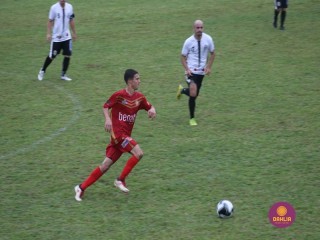 
<a style='margin-left: 5px;' class='btn btn-xs btn-social btn-facebook' href='https://www.facebook.com/sharer/sharer.php?u=https://boladovale.com.br/imgs/800-800-90/conteudo/fotos/1538/img8249.jpg' rel='popup' data-width='500' data-height='400'><i class='fa fa-facebook'></i>Compartilhar <span class='hidden-xs'>no Facebook</span>
</a> 
<a class='btn btn-default btn-xs' target='_blank' href='imgs/800-800-90/conteudo/fotos/1538/img8249.jpg'>
<span class='glyphicon glyphicon-cloud-download'></span> Salvar
</a> 
<span></span>