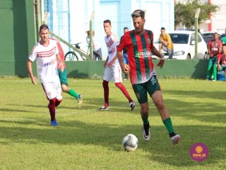 
<a style='margin-left: 5px;' class='btn btn-xs btn-social btn-facebook' href='https://www.facebook.com/sharer/sharer.php?u=https://boladovale.com.br/imgs/800-800-90/conteudo/fotos/1541/img7031.jpg' rel='popup' data-width='500' data-height='400'><i class='fa fa-facebook'></i>Compartilhar <span class='hidden-xs'>no Facebook</span>
</a> 
<a class='btn btn-default btn-xs' target='_blank' href='imgs/800-800-90/conteudo/fotos/1541/img7031.jpg'>
<span class='glyphicon glyphicon-cloud-download'></span> Salvar
</a> 
<span></span>