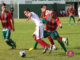 
<a style='margin-left: 5px;' class='btn btn-xs btn-social btn-facebook' href='https://www.facebook.com/sharer/sharer.php?u=https://boladovale.com.br/imgs/800-800-90/conteudo/fotos/1541/img7040.jpg' rel='popup' data-width='500' data-height='400'><i class='fa fa-facebook'></i>Compartilhar <span class='hidden-xs'>no Facebook</span>
</a> 
<a class='btn btn-default btn-xs' target='_blank' href='imgs/800-800-90/conteudo/fotos/1541/img7040.jpg'>
<span class='glyphicon glyphicon-cloud-download'></span> Salvar
</a> 
<span></span>