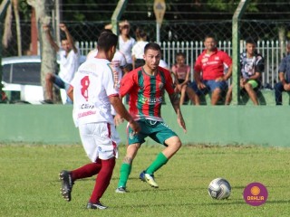 
<a style='margin-left: 5px;' class='btn btn-xs btn-social btn-facebook' href='https://www.facebook.com/sharer/sharer.php?u=https://boladovale.com.br/imgs/800-800-90/conteudo/fotos/1541/img7047.jpg' rel='popup' data-width='500' data-height='400'><i class='fa fa-facebook'></i>Compartilhar <span class='hidden-xs'>no Facebook</span>
</a> 
<a class='btn btn-default btn-xs' target='_blank' href='imgs/800-800-90/conteudo/fotos/1541/img7047.jpg'>
<span class='glyphicon glyphicon-cloud-download'></span> Salvar
</a> 
<span></span>