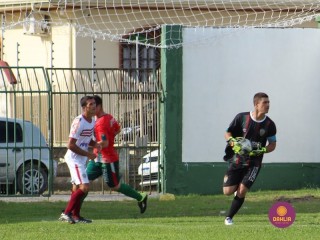 
<a style='margin-left: 5px;' class='btn btn-xs btn-social btn-facebook' href='https://www.facebook.com/sharer/sharer.php?u=https://boladovale.com.br/imgs/800-800-90/conteudo/fotos/1541/img7049.jpg' rel='popup' data-width='500' data-height='400'><i class='fa fa-facebook'></i>Compartilhar <span class='hidden-xs'>no Facebook</span>
</a> 
<a class='btn btn-default btn-xs' target='_blank' href='imgs/800-800-90/conteudo/fotos/1541/img7049.jpg'>
<span class='glyphicon glyphicon-cloud-download'></span> Salvar
</a> 
<span></span>