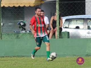 
<a style='margin-left: 5px;' class='btn btn-xs btn-social btn-facebook' href='https://www.facebook.com/sharer/sharer.php?u=https://boladovale.com.br/imgs/800-800-90/conteudo/fotos/1541/img7092.jpg' rel='popup' data-width='500' data-height='400'><i class='fa fa-facebook'></i>Compartilhar <span class='hidden-xs'>no Facebook</span>
</a> 
<a class='btn btn-default btn-xs' target='_blank' href='imgs/800-800-90/conteudo/fotos/1541/img7092.jpg'>
<span class='glyphicon glyphicon-cloud-download'></span> Salvar
</a> 
<span></span>