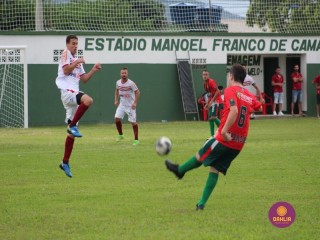 
<a style='margin-left: 5px;' class='btn btn-xs btn-social btn-facebook' href='https://www.facebook.com/sharer/sharer.php?u=https://boladovale.com.br/imgs/800-800-90/conteudo/fotos/1541/img7281.jpg' rel='popup' data-width='500' data-height='400'><i class='fa fa-facebook'></i>Compartilhar <span class='hidden-xs'>no Facebook</span>
</a> 
<a class='btn btn-default btn-xs' target='_blank' href='imgs/800-800-90/conteudo/fotos/1541/img7281.jpg'>
<span class='glyphicon glyphicon-cloud-download'></span> Salvar
</a> 
<span></span>