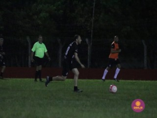 
<a style='margin-left: 5px;' class='btn btn-xs btn-social btn-facebook' href='https://www.facebook.com/sharer/sharer.php?u=https://boladovale.com.br/imgs/800-800-90/conteudo/fotos/1542/img9621.jpg' rel='popup' data-width='500' data-height='400'><i class='fa fa-facebook'></i>Compartilhar <span class='hidden-xs'>no Facebook</span>
</a> 
<a class='btn btn-default btn-xs' target='_blank' href='imgs/800-800-90/conteudo/fotos/1542/img9621.jpg'>
<span class='glyphicon glyphicon-cloud-download'></span> Salvar
</a> 
<span></span>