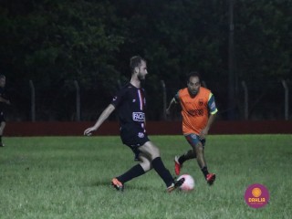 
<a style='margin-left: 5px;' class='btn btn-xs btn-social btn-facebook' href='https://www.facebook.com/sharer/sharer.php?u=https://boladovale.com.br/imgs/800-800-90/conteudo/fotos/1542/img9626.jpg' rel='popup' data-width='500' data-height='400'><i class='fa fa-facebook'></i>Compartilhar <span class='hidden-xs'>no Facebook</span>
</a> 
<a class='btn btn-default btn-xs' target='_blank' href='imgs/800-800-90/conteudo/fotos/1542/img9626.jpg'>
<span class='glyphicon glyphicon-cloud-download'></span> Salvar
</a> 
<span></span>