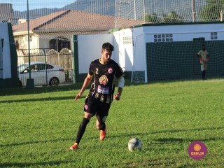 
<a style='margin-left: 5px;' class='btn btn-xs btn-social btn-facebook' href='https://www.facebook.com/sharer/sharer.php?u=https://boladovale.com.br/imgs/800-800-90/conteudo/fotos/1543/img9892.jpg' rel='popup' data-width='500' data-height='400'><i class='fa fa-facebook'></i>Compartilhar <span class='hidden-xs'>no Facebook</span>
</a> 
<a class='btn btn-default btn-xs' target='_blank' href='imgs/800-800-90/conteudo/fotos/1543/img9892.jpg'>
<span class='glyphicon glyphicon-cloud-download'></span> Salvar
</a> 
<span></span>