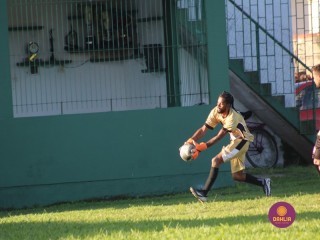 
<a style='margin-left: 5px;' class='btn btn-xs btn-social btn-facebook' href='https://www.facebook.com/sharer/sharer.php?u=https://boladovale.com.br/imgs/800-800-90/conteudo/fotos/1543/img9894.jpg' rel='popup' data-width='500' data-height='400'><i class='fa fa-facebook'></i>Compartilhar <span class='hidden-xs'>no Facebook</span>
</a> 
<a class='btn btn-default btn-xs' target='_blank' href='imgs/800-800-90/conteudo/fotos/1543/img9894.jpg'>
<span class='glyphicon glyphicon-cloud-download'></span> Salvar
</a> 
<span></span>