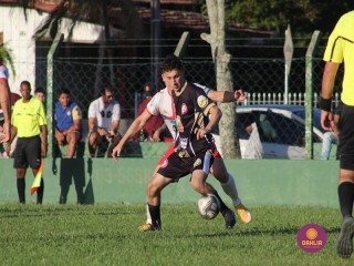 
<a style='margin-left: 5px;' class='btn btn-xs btn-social btn-facebook' href='https://www.facebook.com/sharer/sharer.php?u=https://boladovale.com.br/imgs/800-800-90/conteudo/fotos/1543/img9901.jpg' rel='popup' data-width='500' data-height='400'><i class='fa fa-facebook'></i>Compartilhar <span class='hidden-xs'>no Facebook</span>
</a> 
<a class='btn btn-default btn-xs' target='_blank' href='imgs/800-800-90/conteudo/fotos/1543/img9901.jpg'>
<span class='glyphicon glyphicon-cloud-download'></span> Salvar
</a> 
<span></span>