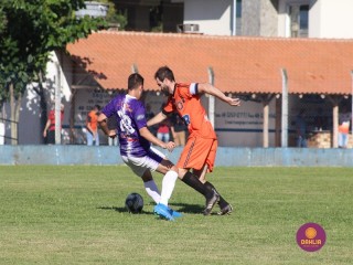 
<a style='margin-left: 5px;' class='btn btn-xs btn-social btn-facebook' href='https://www.facebook.com/sharer/sharer.php?u=https://boladovale.com.br/imgs/800-800-90/conteudo/fotos/1544/img9742.jpg' rel='popup' data-width='500' data-height='400'><i class='fa fa-facebook'></i>Compartilhar <span class='hidden-xs'>no Facebook</span>
</a> 
<a class='btn btn-default btn-xs' target='_blank' href='imgs/800-800-90/conteudo/fotos/1544/img9742.jpg'>
<span class='glyphicon glyphicon-cloud-download'></span> Salvar
</a> 
<span></span>