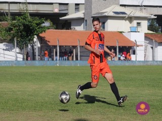 
<a style='margin-left: 5px;' class='btn btn-xs btn-social btn-facebook' href='https://www.facebook.com/sharer/sharer.php?u=https://boladovale.com.br/imgs/800-800-90/conteudo/fotos/1544/img9754.jpg' rel='popup' data-width='500' data-height='400'><i class='fa fa-facebook'></i>Compartilhar <span class='hidden-xs'>no Facebook</span>
</a> 
<a class='btn btn-default btn-xs' target='_blank' href='imgs/800-800-90/conteudo/fotos/1544/img9754.jpg'>
<span class='glyphicon glyphicon-cloud-download'></span> Salvar
</a> 
<span></span>