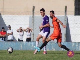
<a style='margin-left: 5px;' class='btn btn-xs btn-social btn-facebook' href='https://www.facebook.com/sharer/sharer.php?u=https://boladovale.com.br/imgs/800-800-90/conteudo/fotos/1544/img9759.jpg' rel='popup' data-width='500' data-height='400'><i class='fa fa-facebook'></i>Compartilhar <span class='hidden-xs'>no Facebook</span>
</a> 
<a class='btn btn-default btn-xs' target='_blank' href='imgs/800-800-90/conteudo/fotos/1544/img9759.jpg'>
<span class='glyphicon glyphicon-cloud-download'></span> Salvar
</a> 
<span></span>