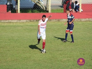 
<a style='margin-left: 5px;' class='btn btn-xs btn-social btn-facebook' href='https://www.facebook.com/sharer/sharer.php?u=https://boladovale.com.br/imgs/800-800-90/conteudo/fotos/1545/img7397.jpg' rel='popup' data-width='500' data-height='400'><i class='fa fa-facebook'></i>Compartilhar <span class='hidden-xs'>no Facebook</span>
</a> 
<a class='btn btn-default btn-xs' target='_blank' href='imgs/800-800-90/conteudo/fotos/1545/img7397.jpg'>
<span class='glyphicon glyphicon-cloud-download'></span> Salvar
</a> 
<span></span>