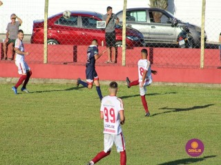 
<a style='margin-left: 5px;' class='btn btn-xs btn-social btn-facebook' href='https://www.facebook.com/sharer/sharer.php?u=https://boladovale.com.br/imgs/800-800-90/conteudo/fotos/1545/img7403.jpg' rel='popup' data-width='500' data-height='400'><i class='fa fa-facebook'></i>Compartilhar <span class='hidden-xs'>no Facebook</span>
</a> 
<a class='btn btn-default btn-xs' target='_blank' href='imgs/800-800-90/conteudo/fotos/1545/img7403.jpg'>
<span class='glyphicon glyphicon-cloud-download'></span> Salvar
</a> 
<span></span>