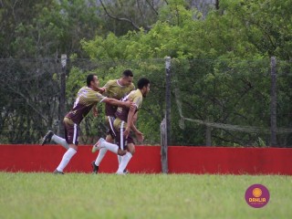 
<a style='margin-left: 5px;' class='btn btn-xs btn-social btn-facebook' href='https://www.facebook.com/sharer/sharer.php?u=https://boladovale.com.br/imgs/800-800-90/conteudo/fotos/1546/430.jpg' rel='popup' data-width='500' data-height='400'><i class='fa fa-facebook'></i>Compartilhar <span class='hidden-xs'>no Facebook</span>
</a> 
<a class='btn btn-default btn-xs' target='_blank' href='imgs/800-800-90/conteudo/fotos/1546/430.jpg'>
<span class='glyphicon glyphicon-cloud-download'></span> Salvar
</a> 
<span></span>