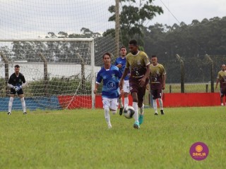 
<a style='margin-left: 5px;' class='btn btn-xs btn-social btn-facebook' href='https://www.facebook.com/sharer/sharer.php?u=https://boladovale.com.br/imgs/800-800-90/conteudo/fotos/1546/447.jpg' rel='popup' data-width='500' data-height='400'><i class='fa fa-facebook'></i>Compartilhar <span class='hidden-xs'>no Facebook</span>
</a> 
<a class='btn btn-default btn-xs' target='_blank' href='imgs/800-800-90/conteudo/fotos/1546/447.jpg'>
<span class='glyphicon glyphicon-cloud-download'></span> Salvar
</a> 
<span></span>