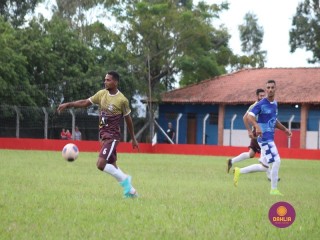 
<a style='margin-left: 5px;' class='btn btn-xs btn-social btn-facebook' href='https://www.facebook.com/sharer/sharer.php?u=https://boladovale.com.br/imgs/800-800-90/conteudo/fotos/1546/462.jpg' rel='popup' data-width='500' data-height='400'><i class='fa fa-facebook'></i>Compartilhar <span class='hidden-xs'>no Facebook</span>
</a> 
<a class='btn btn-default btn-xs' target='_blank' href='imgs/800-800-90/conteudo/fotos/1546/462.jpg'>
<span class='glyphicon glyphicon-cloud-download'></span> Salvar
</a> 
<span></span>