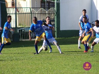 
<a style='margin-left: 5px;' class='btn btn-xs btn-social btn-facebook' href='https://www.facebook.com/sharer/sharer.php?u=https://boladovale.com.br/imgs/800-800-90/conteudo/fotos/1551/img1046.jpg' rel='popup' data-width='500' data-height='400'><i class='fa fa-facebook'></i>Compartilhar <span class='hidden-xs'>no Facebook</span>
</a> 
<a class='btn btn-default btn-xs' target='_blank' href='imgs/800-800-90/conteudo/fotos/1551/img1046.jpg'>
<span class='glyphicon glyphicon-cloud-download'></span> Salvar
</a> 
<span></span>