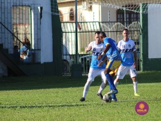 
<a style='margin-left: 5px;' class='btn btn-xs btn-social btn-facebook' href='https://www.facebook.com/sharer/sharer.php?u=https://boladovale.com.br/imgs/800-800-90/conteudo/fotos/1551/img1047.jpg' rel='popup' data-width='500' data-height='400'><i class='fa fa-facebook'></i>Compartilhar <span class='hidden-xs'>no Facebook</span>
</a> 
<a class='btn btn-default btn-xs' target='_blank' href='imgs/800-800-90/conteudo/fotos/1551/img1047.jpg'>
<span class='glyphicon glyphicon-cloud-download'></span> Salvar
</a> 
<span></span>