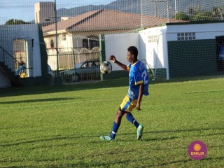 
<a style='margin-left: 5px;' class='btn btn-xs btn-social btn-facebook' href='https://www.facebook.com/sharer/sharer.php?u=https://boladovale.com.br/imgs/800-800-90/conteudo/fotos/1551/img1064.jpg' rel='popup' data-width='500' data-height='400'><i class='fa fa-facebook'></i>Compartilhar <span class='hidden-xs'>no Facebook</span>
</a> 
<a class='btn btn-default btn-xs' target='_blank' href='imgs/800-800-90/conteudo/fotos/1551/img1064.jpg'>
<span class='glyphicon glyphicon-cloud-download'></span> Salvar
</a> 
<span></span>