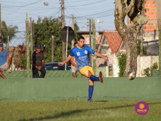 
<a style='margin-left: 5px;' class='btn btn-xs btn-social btn-facebook' href='https://www.facebook.com/sharer/sharer.php?u=https://boladovale.com.br/imgs/800-800-90/conteudo/fotos/1551/img1085.jpg' rel='popup' data-width='500' data-height='400'><i class='fa fa-facebook'></i>Compartilhar <span class='hidden-xs'>no Facebook</span>
</a> 
<a class='btn btn-default btn-xs' target='_blank' href='imgs/800-800-90/conteudo/fotos/1551/img1085.jpg'>
<span class='glyphicon glyphicon-cloud-download'></span> Salvar
</a> 
<span></span>