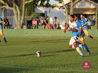 
<a style='margin-left: 5px;' class='btn btn-xs btn-social btn-facebook' href='https://www.facebook.com/sharer/sharer.php?u=https://boladovale.com.br/imgs/800-800-90/conteudo/fotos/1551/img7928.jpg' rel='popup' data-width='500' data-height='400'><i class='fa fa-facebook'></i>Compartilhar <span class='hidden-xs'>no Facebook</span>
</a> 
<a class='btn btn-default btn-xs' target='_blank' href='imgs/800-800-90/conteudo/fotos/1551/img7928.jpg'>
<span class='glyphicon glyphicon-cloud-download'></span> Salvar
</a> 
<span></span>