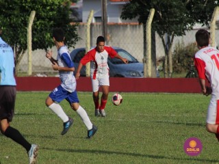
<a style='margin-left: 5px;' class='btn btn-xs btn-social btn-facebook' href='https://www.facebook.com/sharer/sharer.php?u=https://boladovale.com.br/imgs/800-800-90/conteudo/fotos/1553/img1503.jpg' rel='popup' data-width='500' data-height='400'><i class='fa fa-facebook'></i>Compartilhar <span class='hidden-xs'>no Facebook</span>
</a> 
<a class='btn btn-default btn-xs' target='_blank' href='imgs/800-800-90/conteudo/fotos/1553/img1503.jpg'>
<span class='glyphicon glyphicon-cloud-download'></span> Salvar
</a> 
<span></span>