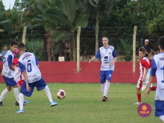 
<a style='margin-left: 5px;' class='btn btn-xs btn-social btn-facebook' href='https://www.facebook.com/sharer/sharer.php?u=https://boladovale.com.br/imgs/800-800-90/conteudo/fotos/1553/img1534.jpg' rel='popup' data-width='500' data-height='400'><i class='fa fa-facebook'></i>Compartilhar <span class='hidden-xs'>no Facebook</span>
</a> 
<a class='btn btn-default btn-xs' target='_blank' href='imgs/800-800-90/conteudo/fotos/1553/img1534.jpg'>
<span class='glyphicon glyphicon-cloud-download'></span> Salvar
</a> 
<span></span>