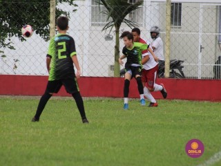 
<a style='margin-left: 5px;' class='btn btn-xs btn-social btn-facebook' href='https://www.facebook.com/sharer/sharer.php?u=https://boladovale.com.br/imgs/800-800-90/conteudo/fotos/1555/img1755.jpg' rel='popup' data-width='500' data-height='400'><i class='fa fa-facebook'></i>Compartilhar <span class='hidden-xs'>no Facebook</span>
</a> 
<a class='btn btn-default btn-xs' target='_blank' href='imgs/800-800-90/conteudo/fotos/1555/img1755.jpg'>
<span class='glyphicon glyphicon-cloud-download'></span> Salvar
</a> 
<span></span>