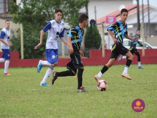 
<a style='margin-left: 5px;' class='btn btn-xs btn-social btn-facebook' href='https://www.facebook.com/sharer/sharer.php?u=https://boladovale.com.br/imgs/800-800-90/conteudo/fotos/1555/img1774.jpg' rel='popup' data-width='500' data-height='400'><i class='fa fa-facebook'></i>Compartilhar <span class='hidden-xs'>no Facebook</span>
</a> 
<a class='btn btn-default btn-xs' target='_blank' href='imgs/800-800-90/conteudo/fotos/1555/img1774.jpg'>
<span class='glyphicon glyphicon-cloud-download'></span> Salvar
</a> 
<span></span>