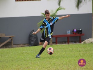 
<a style='margin-left: 5px;' class='btn btn-xs btn-social btn-facebook' href='https://www.facebook.com/sharer/sharer.php?u=https://boladovale.com.br/imgs/800-800-90/conteudo/fotos/1555/img1786.jpg' rel='popup' data-width='500' data-height='400'><i class='fa fa-facebook'></i>Compartilhar <span class='hidden-xs'>no Facebook</span>
</a> 
<a class='btn btn-default btn-xs' target='_blank' href='imgs/800-800-90/conteudo/fotos/1555/img1786.jpg'>
<span class='glyphicon glyphicon-cloud-download'></span> Salvar
</a> 
<span></span>