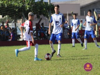 
<a style='margin-left: 5px;' class='btn btn-xs btn-social btn-facebook' href='https://www.facebook.com/sharer/sharer.php?u=https://boladovale.com.br/imgs/800-800-90/conteudo/fotos/1555/img1823.jpg' rel='popup' data-width='500' data-height='400'><i class='fa fa-facebook'></i>Compartilhar <span class='hidden-xs'>no Facebook</span>
</a> 
<a class='btn btn-default btn-xs' target='_blank' href='imgs/800-800-90/conteudo/fotos/1555/img1823.jpg'>
<span class='glyphicon glyphicon-cloud-download'></span> Salvar
</a> 
<span></span>