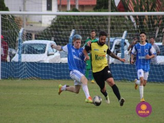 
<a style='margin-left: 5px;' class='btn btn-xs btn-social btn-facebook' href='https://www.facebook.com/sharer/sharer.php?u=https://boladovale.com.br/imgs/800-800-90/conteudo/fotos/1561/img2578.jpg' rel='popup' data-width='500' data-height='400'><i class='fa fa-facebook'></i>Compartilhar <span class='hidden-xs'>no Facebook</span>
</a> 
<a class='btn btn-default btn-xs' target='_blank' href='imgs/800-800-90/conteudo/fotos/1561/img2578.jpg'>
<span class='glyphicon glyphicon-cloud-download'></span> Salvar
</a> 
<span></span>