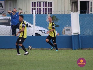 
<a style='margin-left: 5px;' class='btn btn-xs btn-social btn-facebook' href='https://www.facebook.com/sharer/sharer.php?u=https://boladovale.com.br/imgs/800-800-90/conteudo/fotos/1561/img2585.jpg' rel='popup' data-width='500' data-height='400'><i class='fa fa-facebook'></i>Compartilhar <span class='hidden-xs'>no Facebook</span>
</a> 
<a class='btn btn-default btn-xs' target='_blank' href='imgs/800-800-90/conteudo/fotos/1561/img2585.jpg'>
<span class='glyphicon glyphicon-cloud-download'></span> Salvar
</a> 
<span></span>