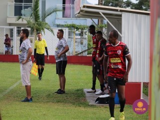 
<a style='margin-left: 5px;' class='btn btn-xs btn-social btn-facebook' href='https://www.facebook.com/sharer/sharer.php?u=https://boladovale.com.br/imgs/800-800-90/conteudo/fotos/1562/img2696.jpg' rel='popup' data-width='500' data-height='400'><i class='fa fa-facebook'></i>Compartilhar <span class='hidden-xs'>no Facebook</span>
</a> 
<a class='btn btn-default btn-xs' target='_blank' href='imgs/800-800-90/conteudo/fotos/1562/img2696.jpg'>
<span class='glyphicon glyphicon-cloud-download'></span> Salvar
</a> 
<span></span>